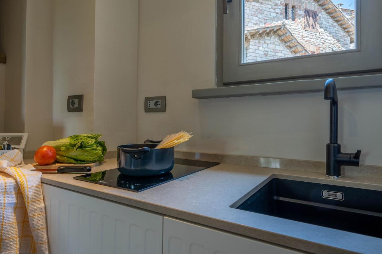 Forma Your Boutique Suite Corciano Bagian luar foto